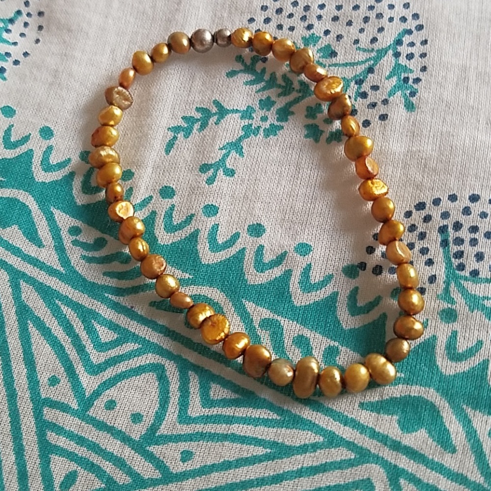 6 bracelets